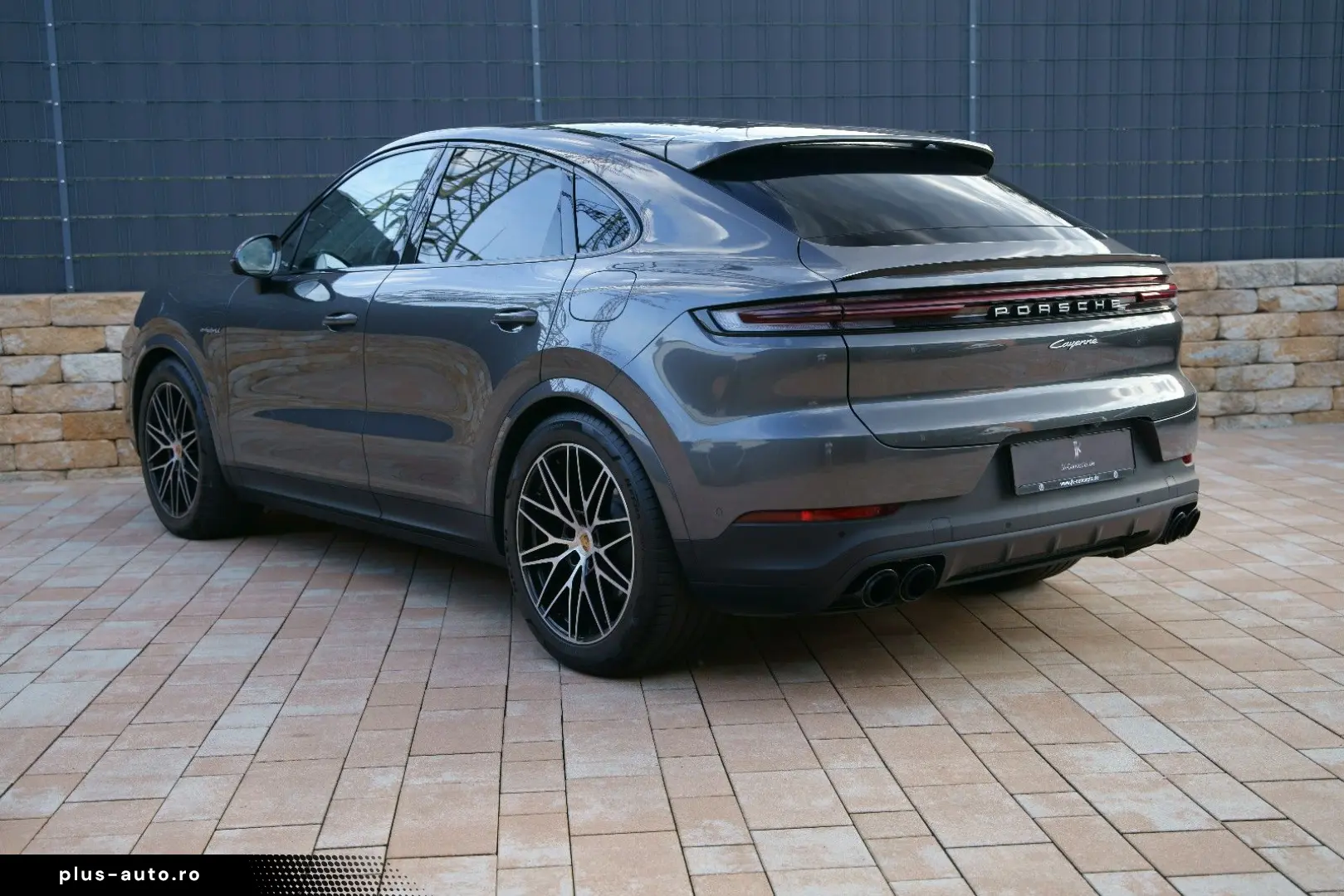PORSCHE Cayenne Coupe E-Hybrid  18W. HEAD-UP INNO