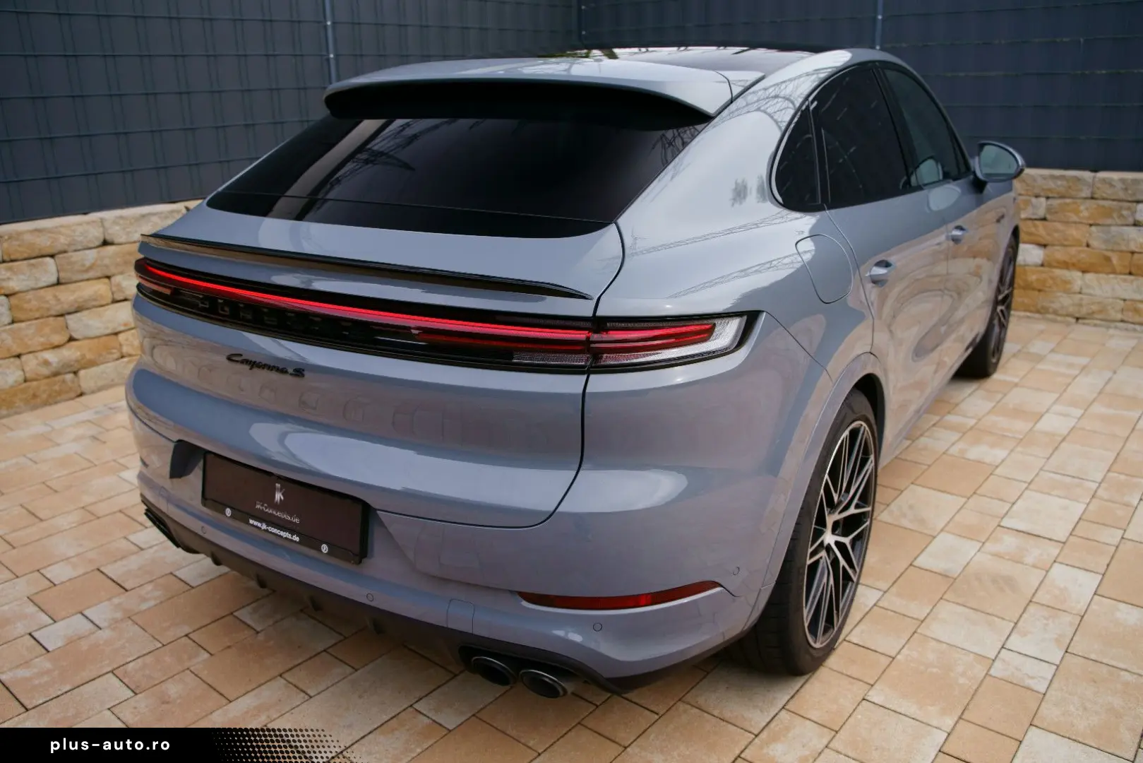 PORSCHE Cayenne Coupe S E-Hybrid SportDesign   SportAGA
