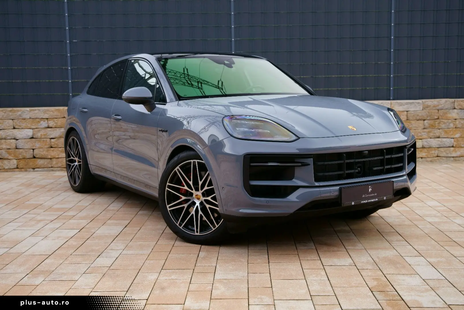 PORSCHE Cayenne Coupe S E-Hybrid SportDesign   SportAGA