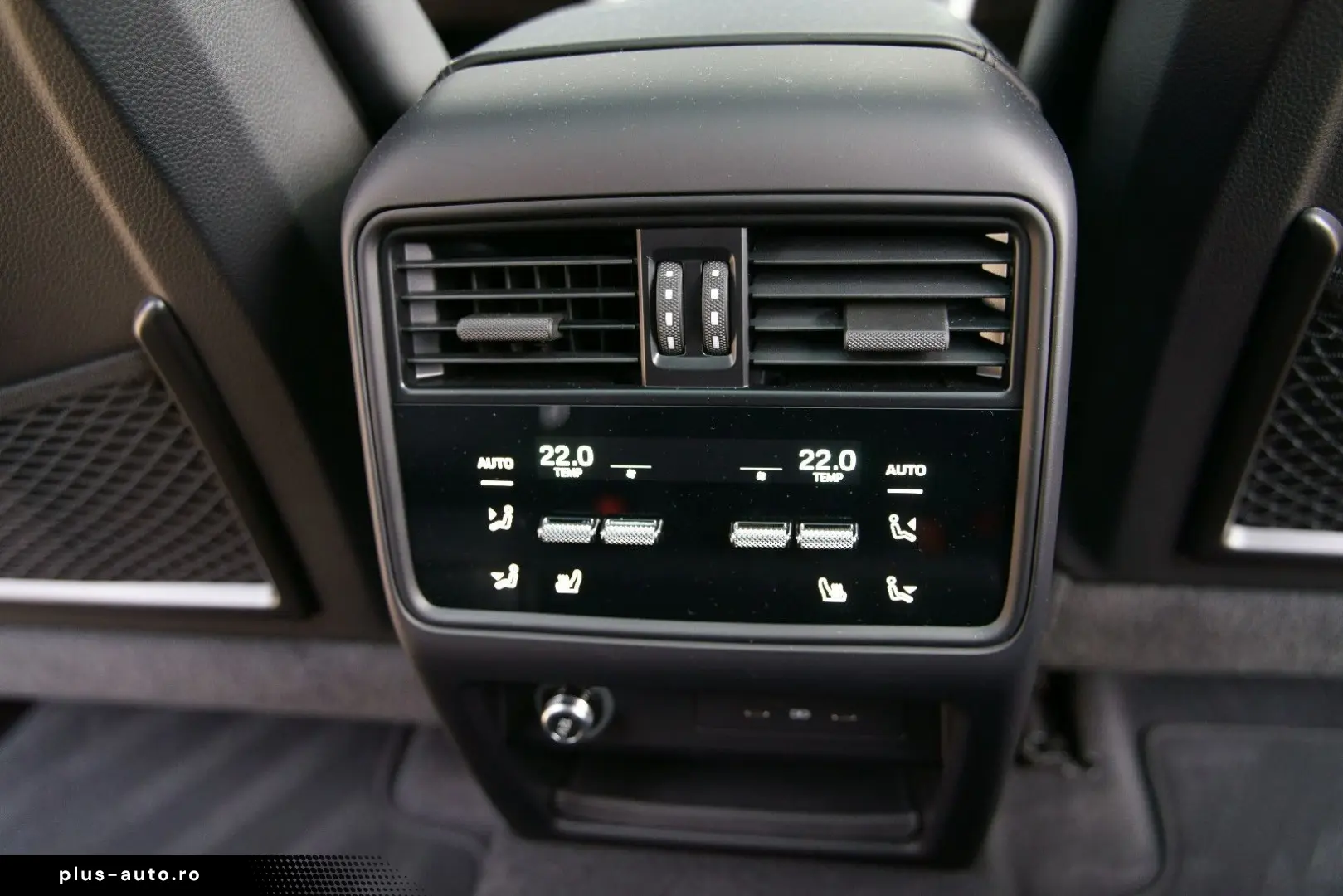 PORSCHE Cayenne Coupe S E-Hybrid SportDesign   SportAGA