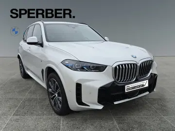 BMW X5 xDr30d MSp SkyLounge SoftClose IcGlow Ventilation