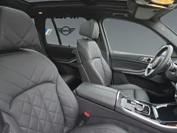 BMW X5 xDr30d MSp SkyLounge SoftClose IcGlow Ventilation