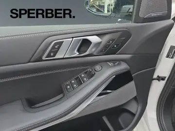BMW X5 xDr30d MSp SkyLounge SoftClose IcGlow Ventilation