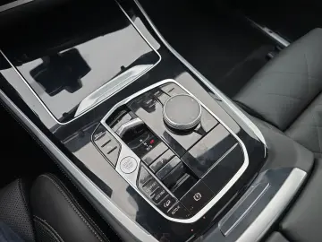 BMW X5 xDr30d MSp SkyLounge SoftClose IcGlow Ventilation