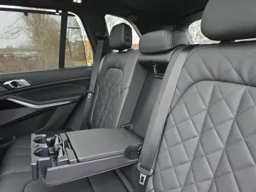 BMW X5 xDr30d MSp SkyLounge SoftClose IcGlow Ventilation