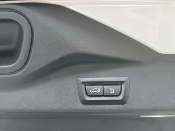 BMW X5 xDr30d MSp SkyLounge SoftClose IcGlow Ventilation