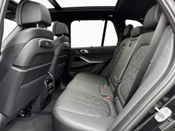 BMW X5 xDr30d MSpo SoftClose Ventilation 360 IcGlow