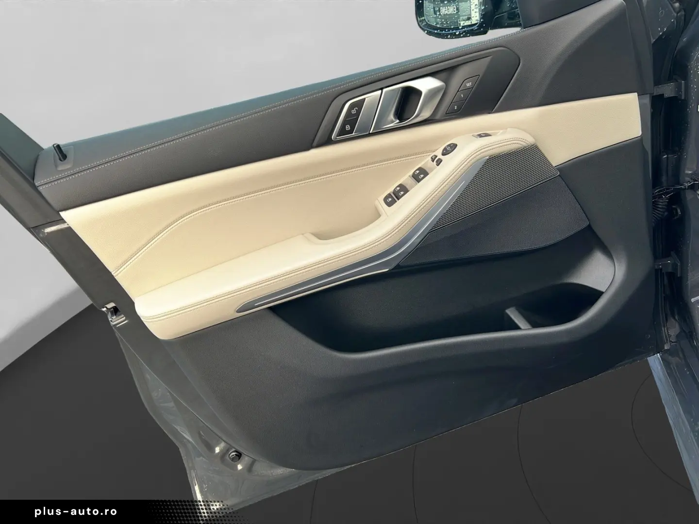 BMW X5 xDr25d MSpo SkyLounge 360 DisplayKey