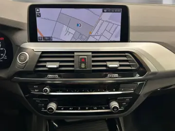 BMW X3 xDrive30e