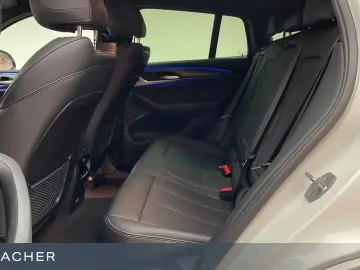 BMW X4 xDrive 20i M-Sport