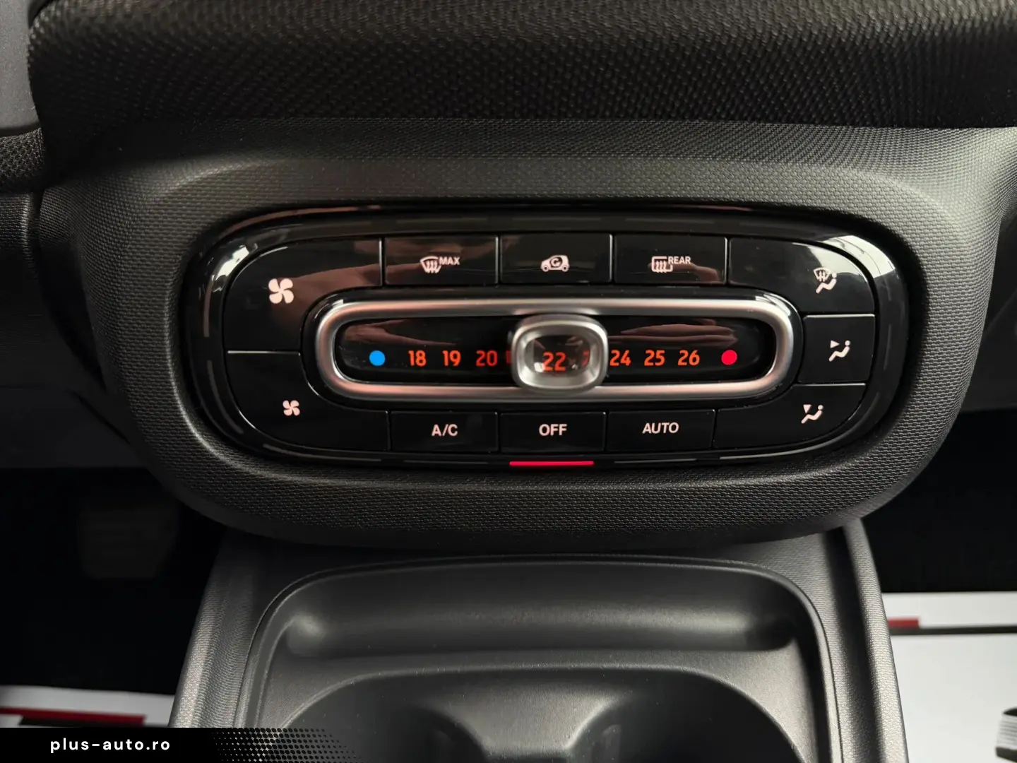 Smart Fortwo EQ Electric Drive  Coupe  82CP  Model 2018
