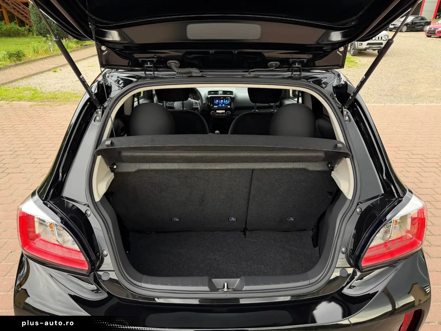 MITSUBISHI MIRAGE SE  BLACK EDITION  1.2 i  80PS  06 2024  M