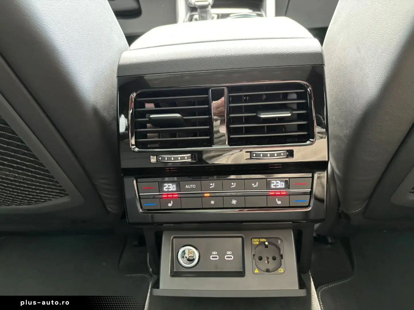Volkswagen Touareg 3.0 V6 TDI 4Motion Elegance  R-Line