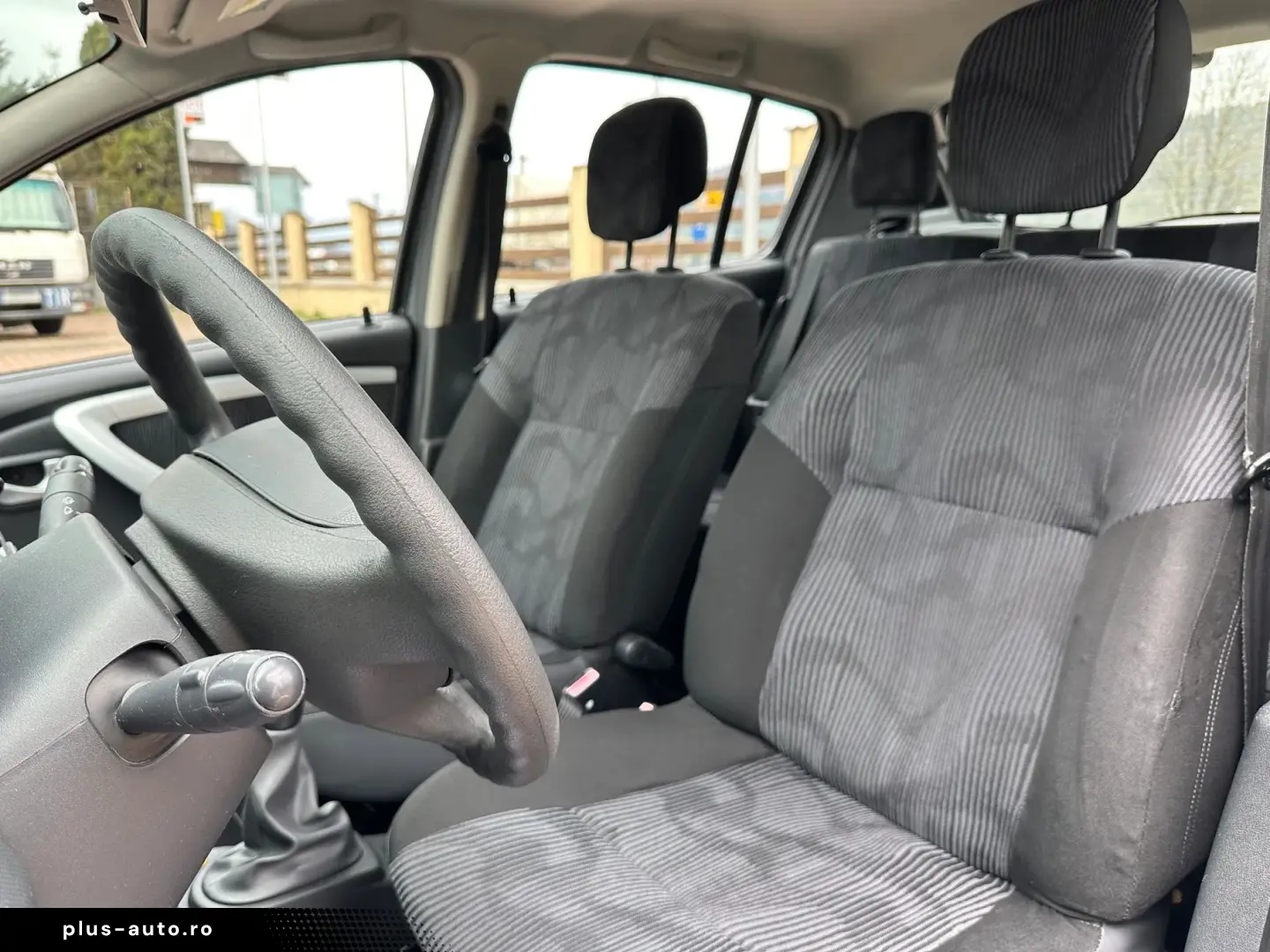 Dacia Sandero 1.5 DCI Laureate