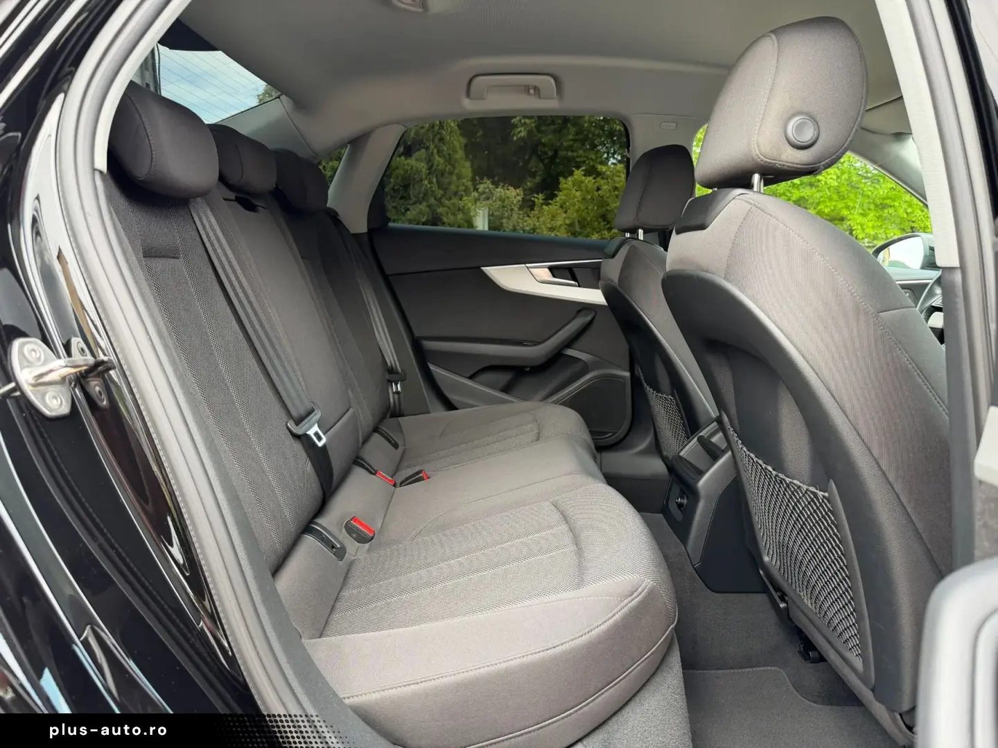 AUDI A4 30 TDI S-Tronic  2.0 D-HIBRID 02  136CP  Model 2023