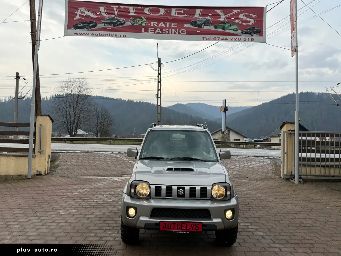 SUZUKI JIMNY  1.3 i  06 2015  24.000 KM!!!