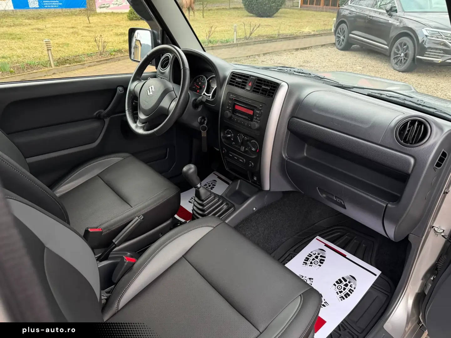 SUZUKI JIMNY  1.3 i  06 2015  24.000 KM!!!