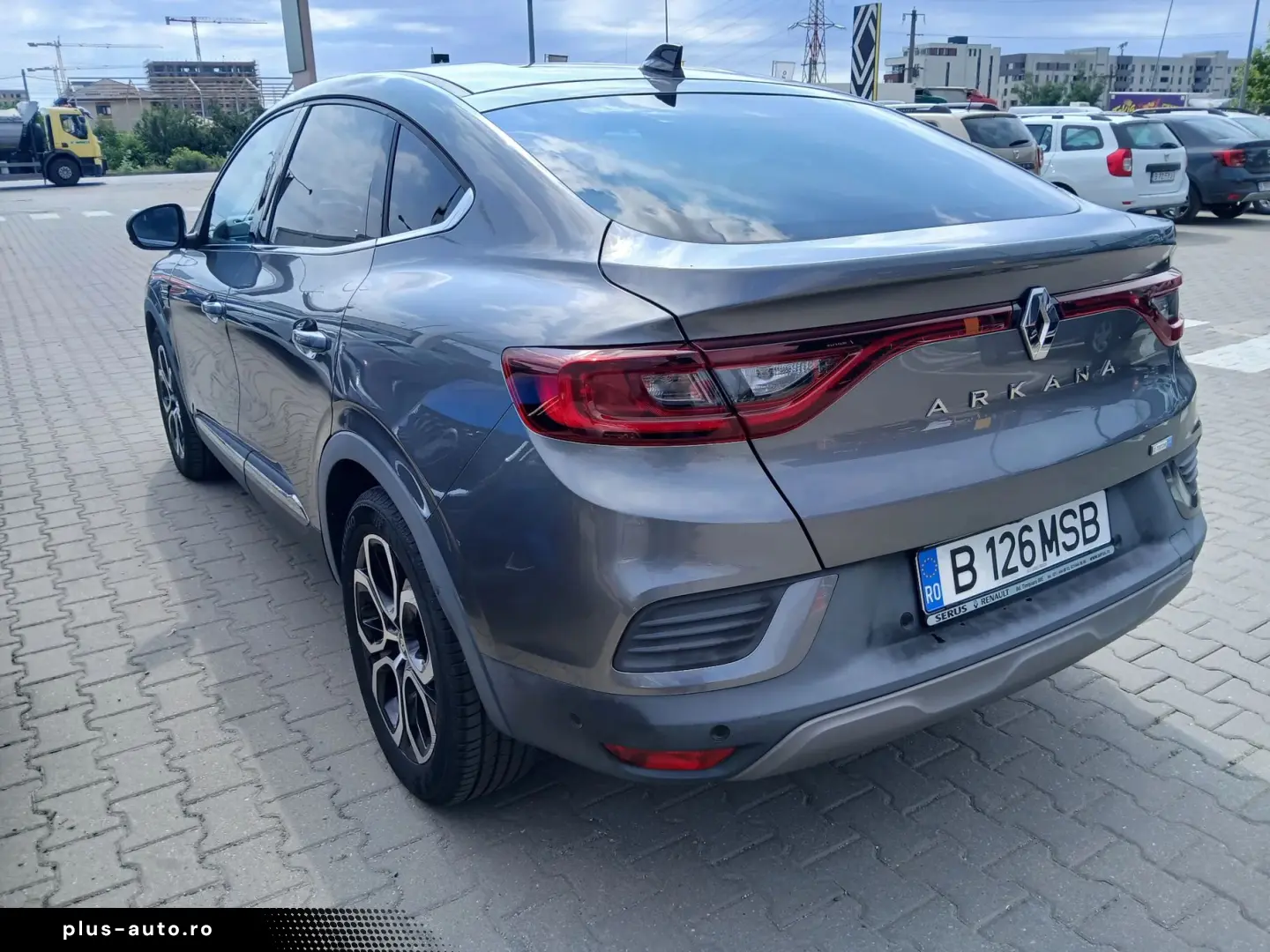 Renault Arkana E-TECH Intens 145 CP