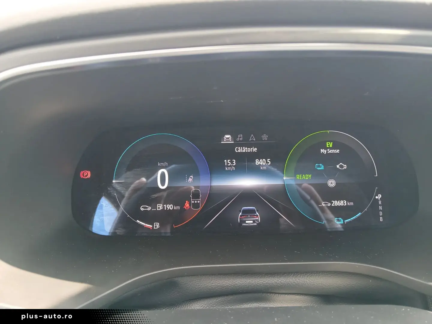 Renault Arkana E-TECH Intens 145 CP