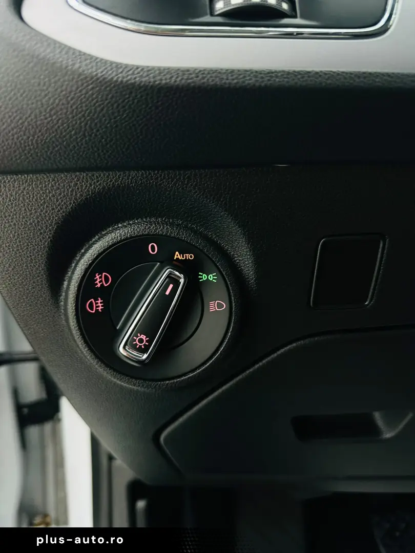 SEAT LEON 2020 1.6D E6 Garantie 12 Luni Rate Avans 0 Doar Cu