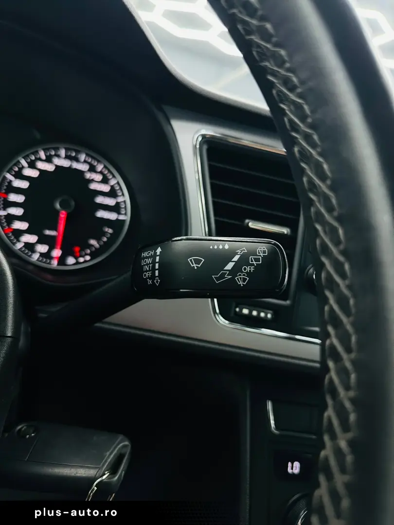 SEAT LEON 2020 1.6D E6 Garantie 12 Luni Rate Avans 0 Doar Cu