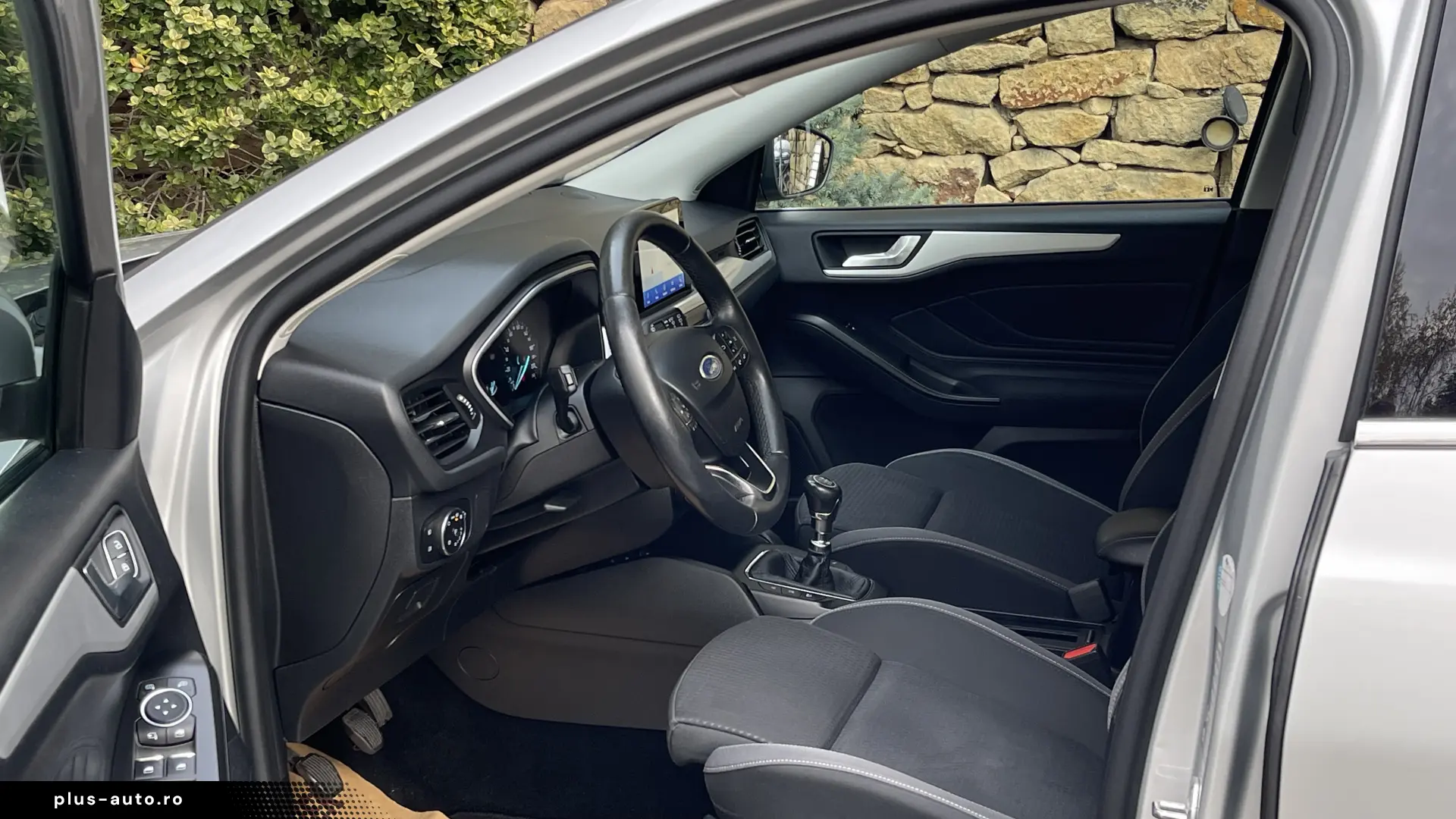 ⭐ FORD FOCUS COOL & CONNECT ⭐