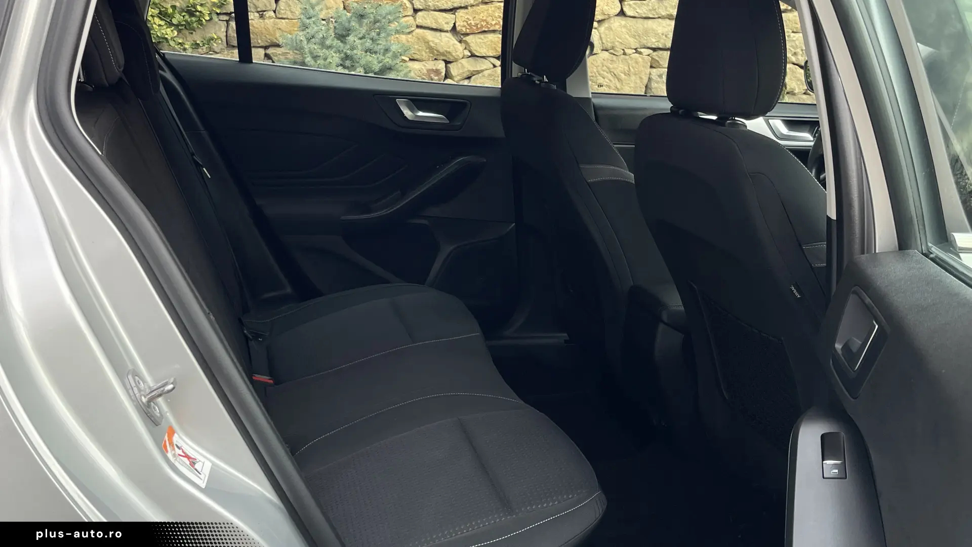 ⭐ FORD FOCUS COOL & CONNECT ⭐