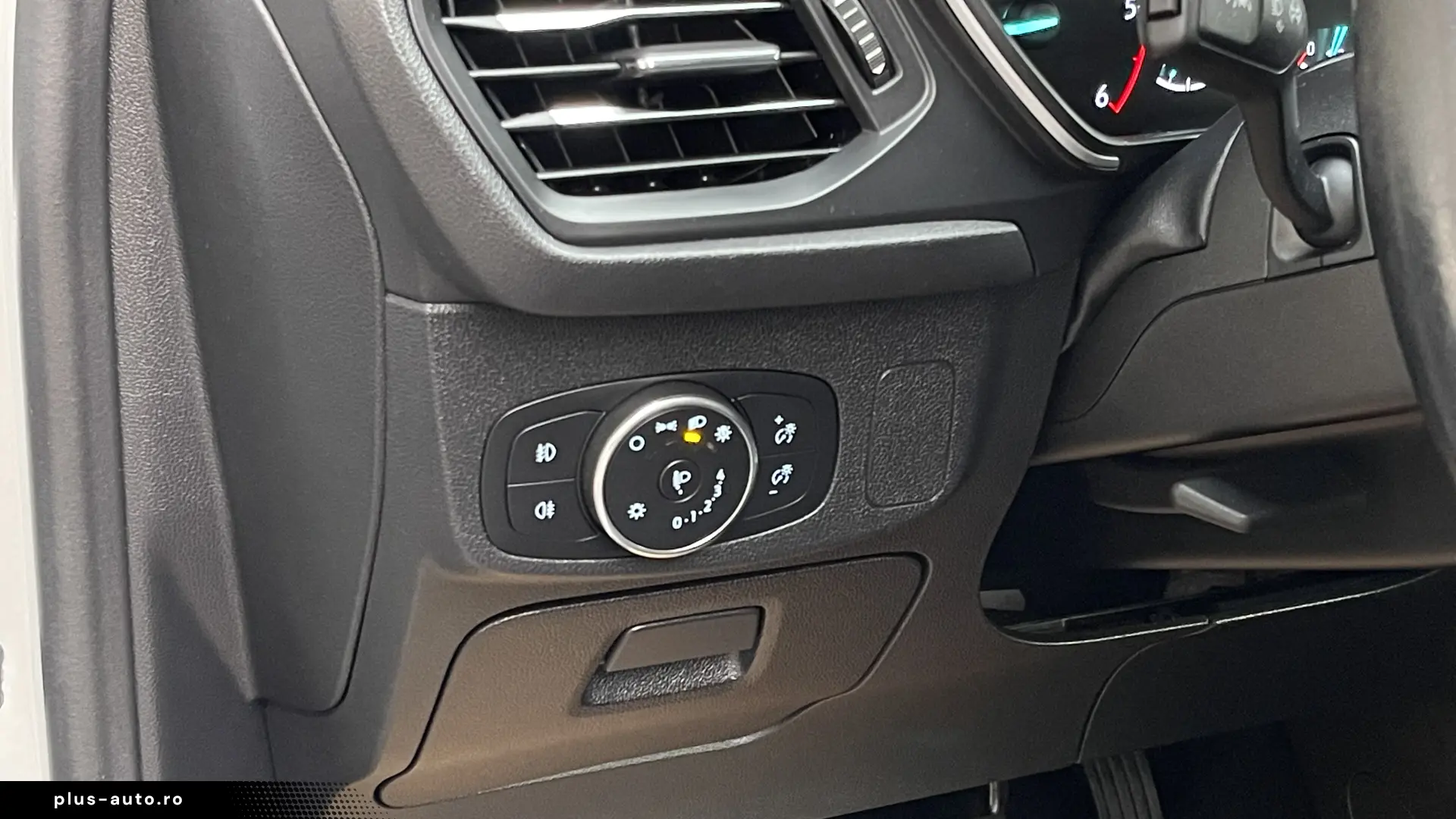 ⭐ FORD FOCUS COOL & CONNECT ⭐