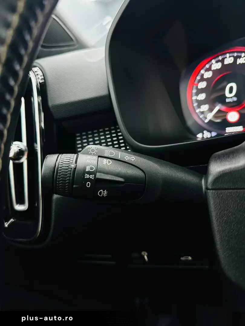 VOLVO XC40 2019 2.0D E6 Garantie 12 Luni Rate Avans 0 Doar C