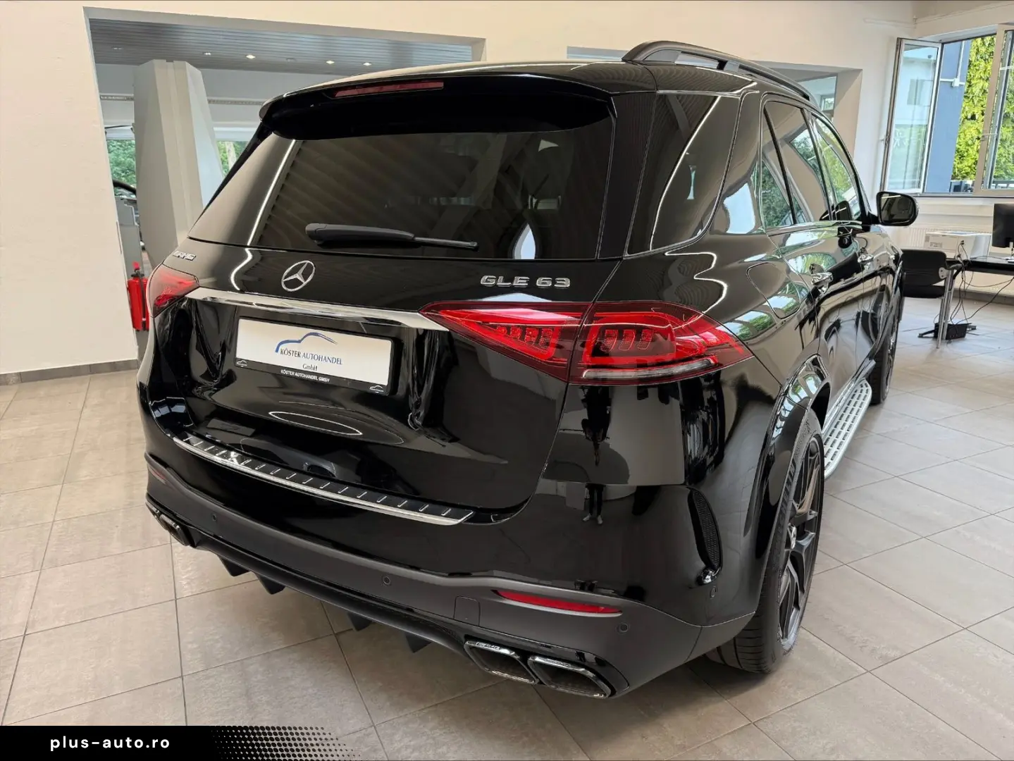 MERCEDES-BENZ GLE 63 AMG 4Matic  HUD PANO SPORTABGASANLAGE