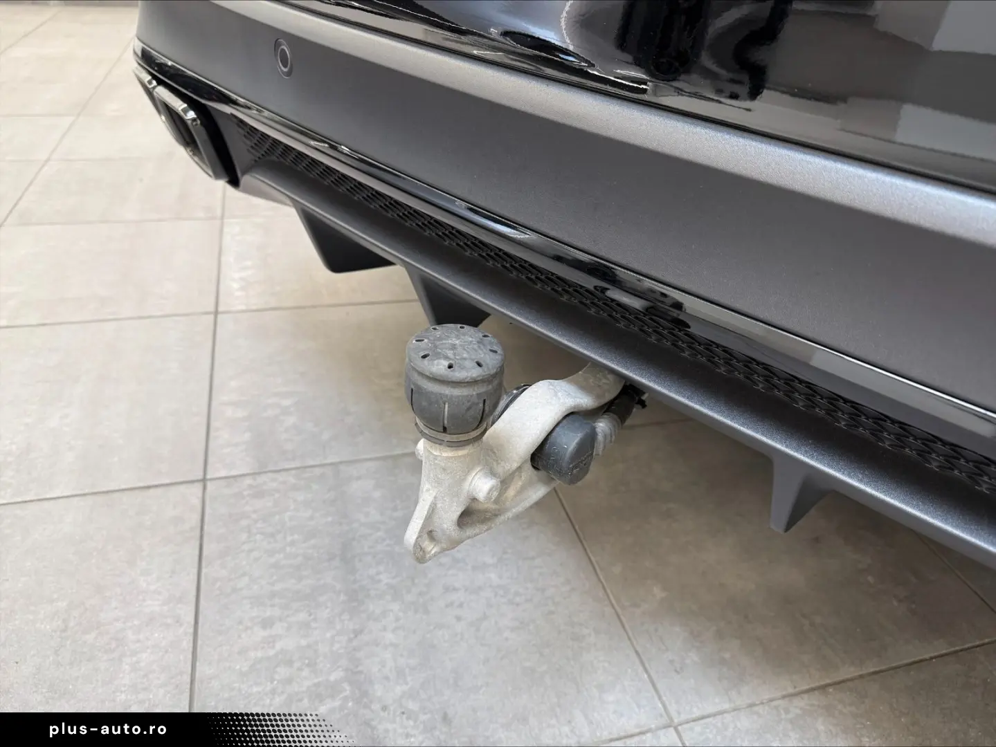 MERCEDES-BENZ GLE 63 AMG 4Matic  HUD PANO SPORTABGASANLAGE