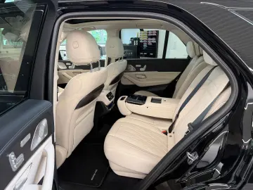 MERCEDES-BENZ GLE 63 AMG 4Matic  HUD PANO SPORTABGASANLAGE