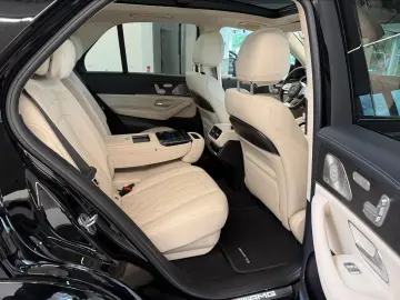 MERCEDES-BENZ GLE 63 AMG 4Matic  HUD PANO SPORTABGASANLAGE