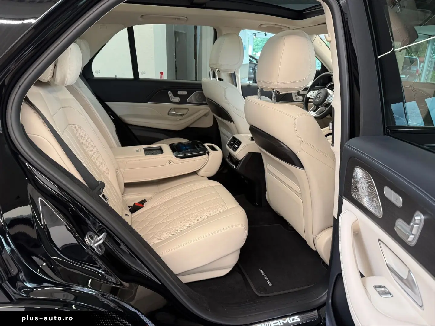 MERCEDES-BENZ GLE 63 AMG 4Matic  HUD PANO SPORTABGASANLAGE
