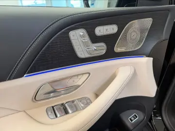 MERCEDES-BENZ GLE 63 AMG 4Matic  HUD PANO SPORTABGASANLAGE