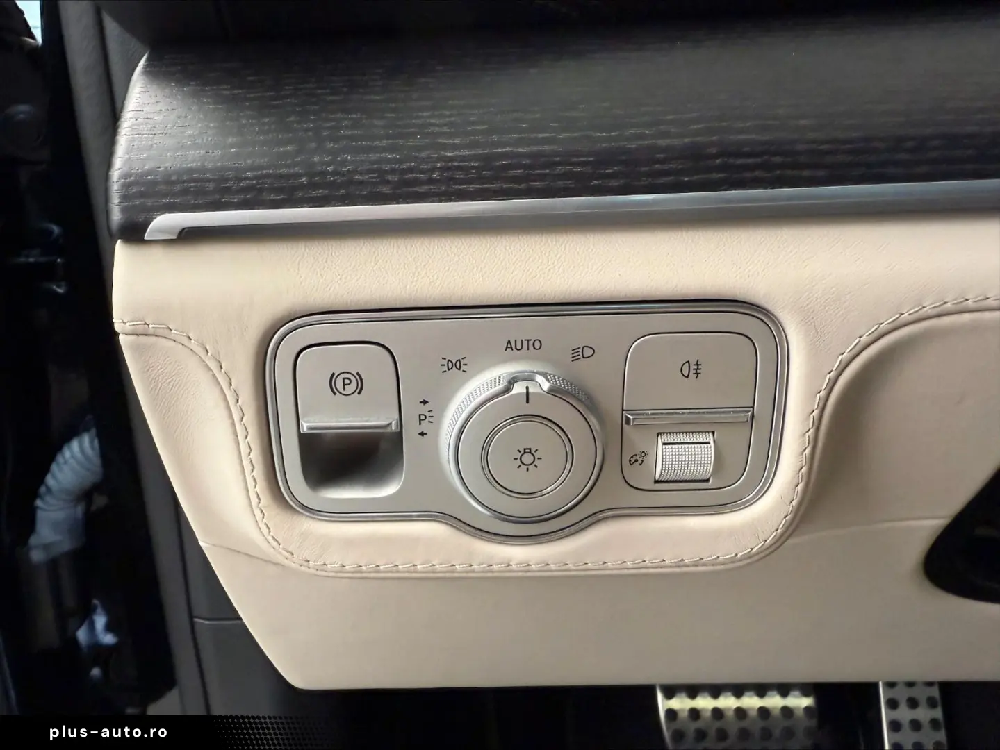 MERCEDES-BENZ GLE 63 AMG 4Matic  HUD PANO SPORTABGASANLAGE