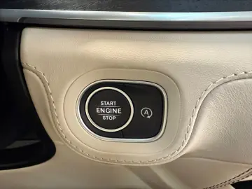 MERCEDES-BENZ GLE 63 AMG 4Matic  HUD PANO SPORTABGASANLAGE