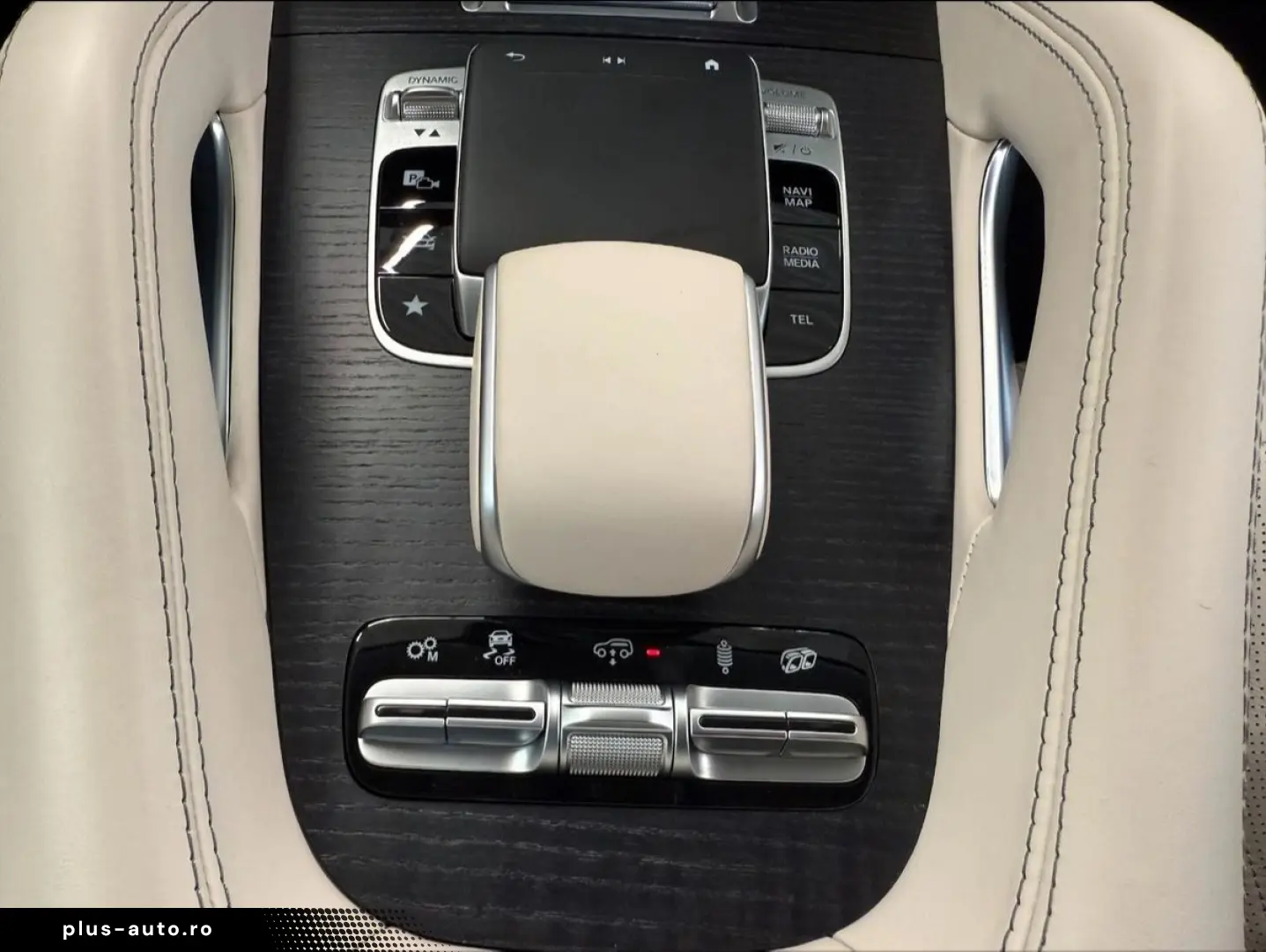 MERCEDES-BENZ GLE 63 AMG 4Matic  HUD PANO SPORTABGASANLAGE