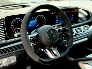 MERCEDES-BENZ GLE 63 S AMG 4Matic  HUD PANO StHz
