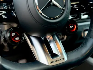 MERCEDES-BENZ GLE 63 S AMG 4Matic  HUD PANO StHz