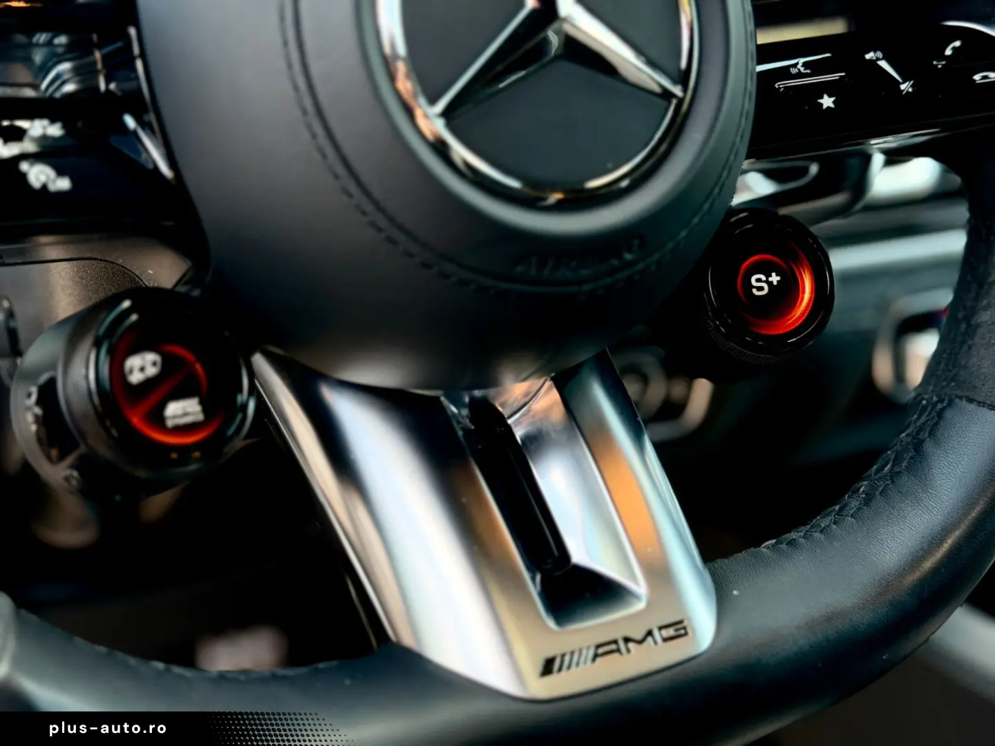 MERCEDES-BENZ GLE 63 S AMG 4Matic  HUD PANO StHz