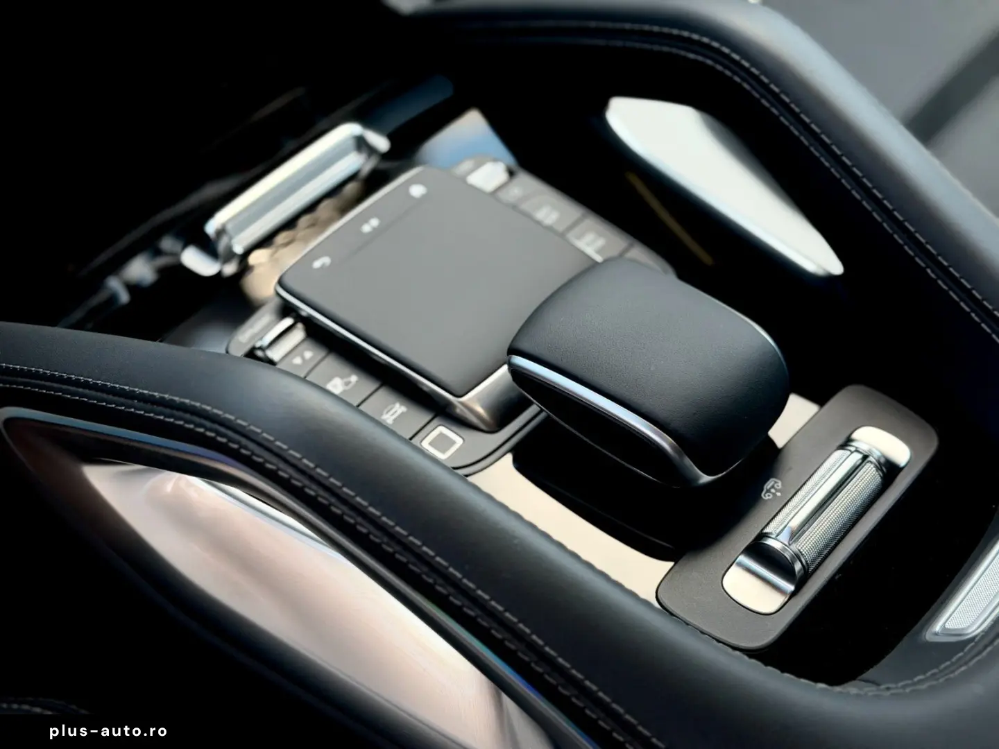 MERCEDES-BENZ GLE 63 S AMG 4Matic  HUD PANO StHz