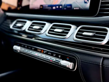 MERCEDES-BENZ GLE 63 S AMG 4Matic  HUD PANO StHz