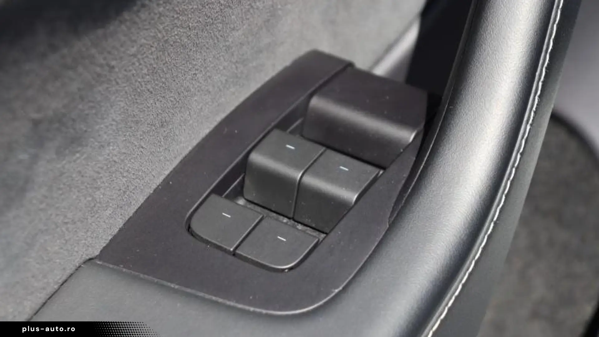 Tesla Model Y Long Range Dual AWD