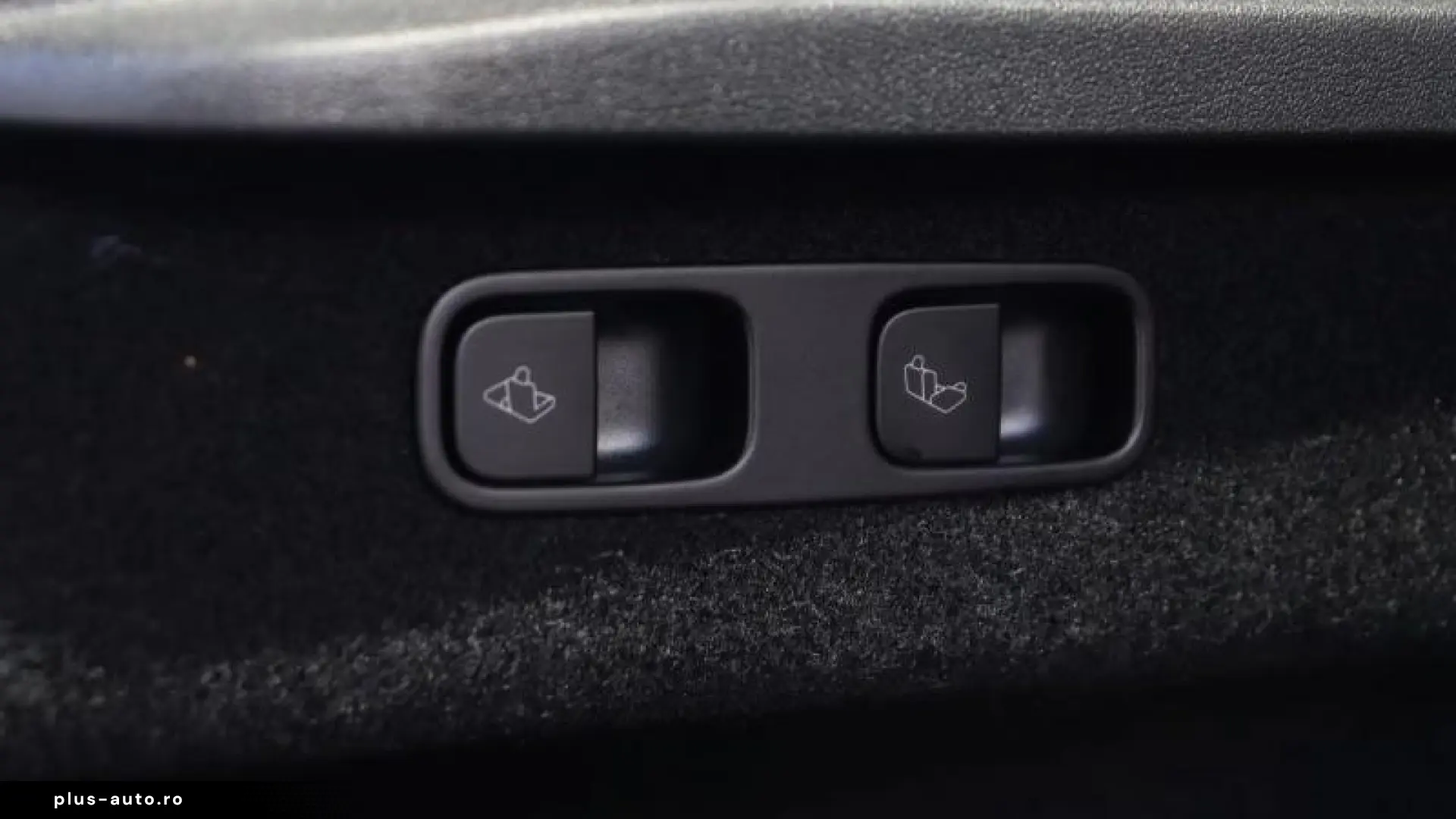 Tesla Model Y Long Range Dual AWD