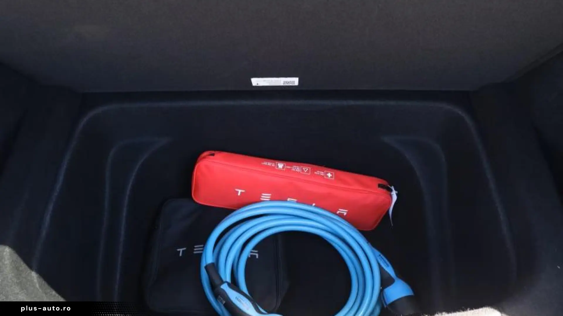 Tesla Model Y Long Range Dual AWD