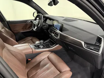 BMW X5 xDrive40i M Sportpaket Luftfeder AHK Standhzg