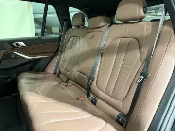 BMW X5 xDrive40i M Sportpaket Luftfeder AHK Standhzg