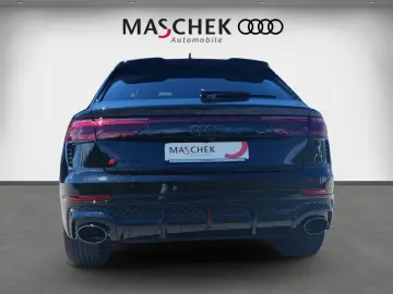 AUDI RSQ8 Performance.- Keramik