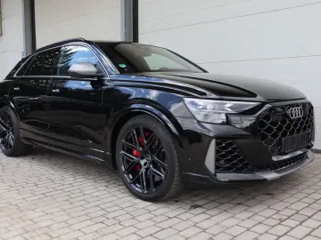 AUDI RSQ8 performance exclusive  B&O